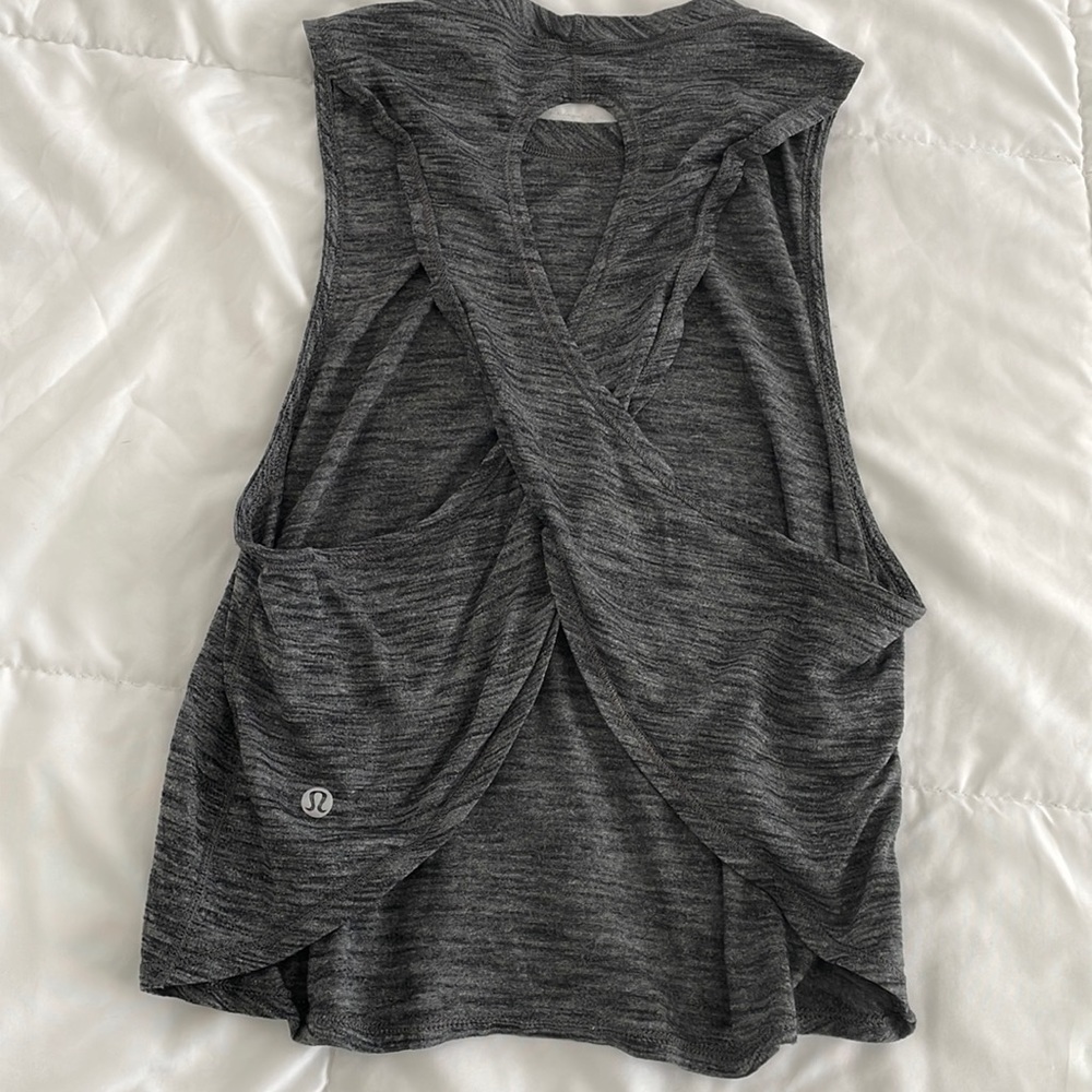 Like New Lululemon Top